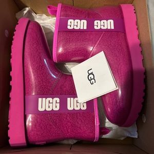 UGG BOOTS